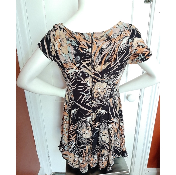 Minkpink Floral Mini Dress - Picture 3 of 7